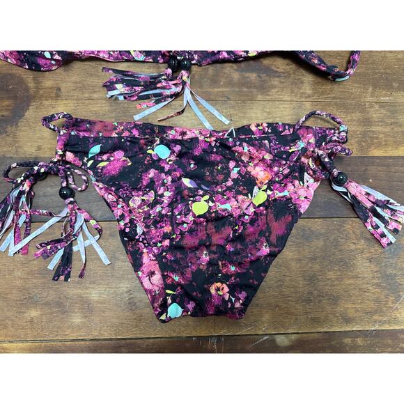 Victoria's Secret Tasseled Halter Cinched Bottom Bikini Set Size Large Abstract - Picture 2 of 12